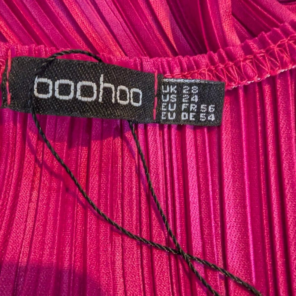 Boohoo Plisse Drape Wrap Dress Hot Pink Ribbed Party Cruise Plus Size US Sz 24 - Picture 7 of 8